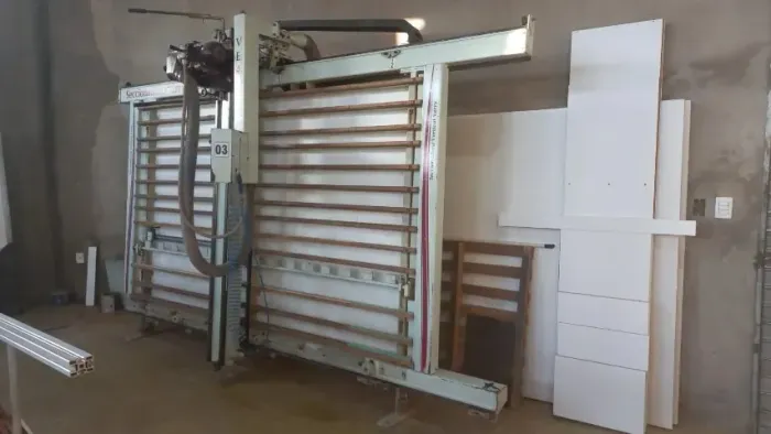 Seccionador Vertical Verry compacta - modelo VE4000