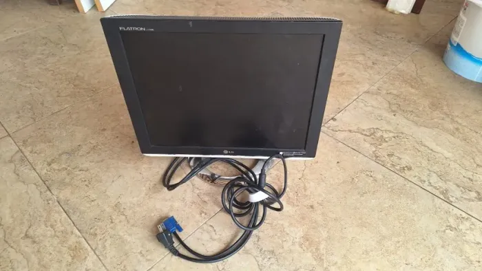 Monitor LG Flatron 17 Polegadas