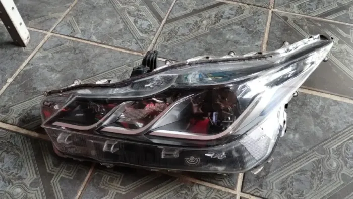 Farol Corolla Led 20/21 Xei 