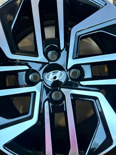 Rodas novas modelo Hb20 R15 4x100