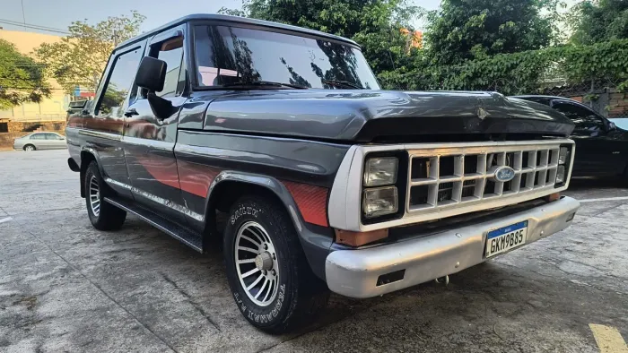 Ford F-1000 Super Diesel / Super Diesel Turbo 1989