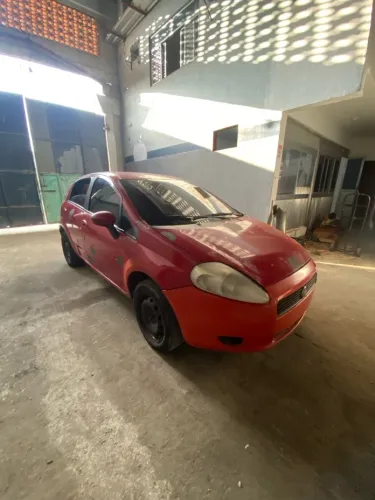 Sucata de Fiat Punto 1.4 2012 (Retirada de peças )
