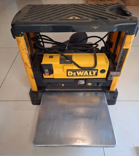 DESENGROSSADEIRA DEWALT 