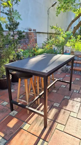 Mesa alta granito com 4 cadeiras 141x81x95cm