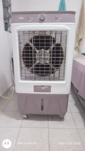 Climatizador 60 l tampa de vidro acompanha filtro de ar está novo novo 3 mês de uso