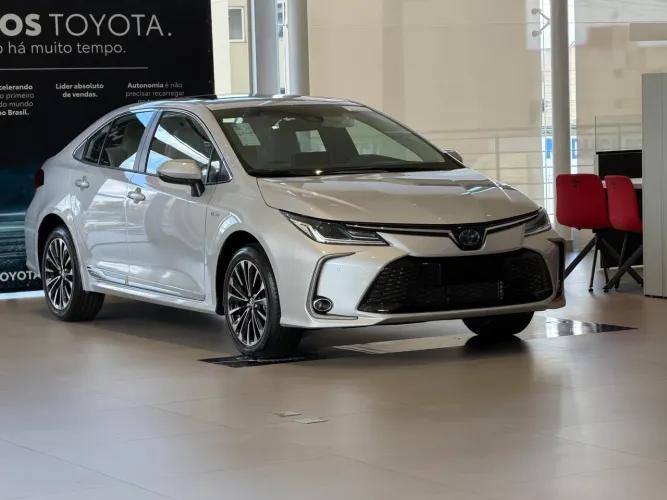 Toyota Corolla Altis Prem. Hybrid 1.8 Flex AUT 2026