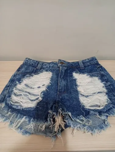 Short jeans