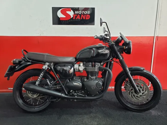 TRIUMPH BONNEVILLE  120 BLACK