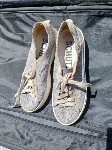 Tênis modelo feminino número 38