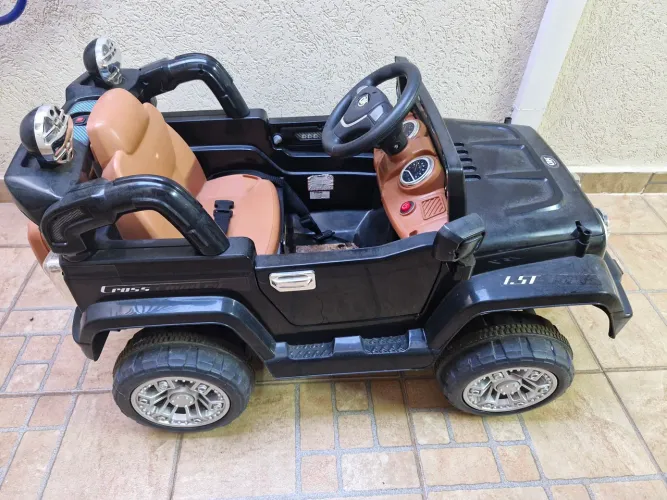Carrinho Infantil Elétrico