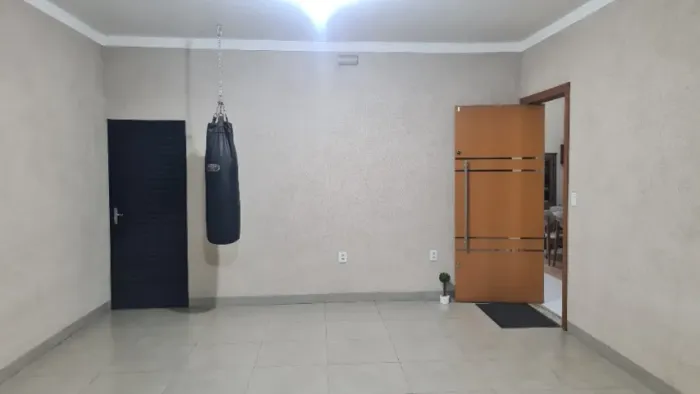 Casa 4 quartos 180m2 no Amoras 1 em Schmitt / Analiso troca