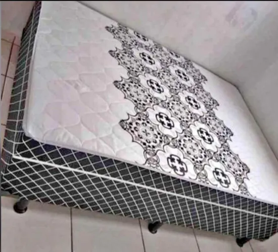Cama Box Casal com Detalhes em Renda