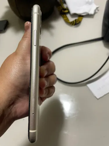 iPhone 11 retirada de peças