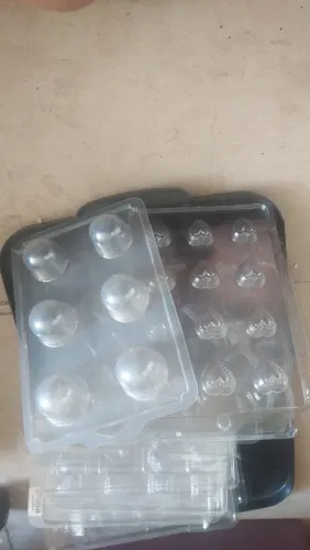 Lote formas de bombom / moldes de chocolate (35 unidades)