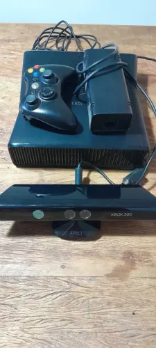 Xbox 360 com Kinect