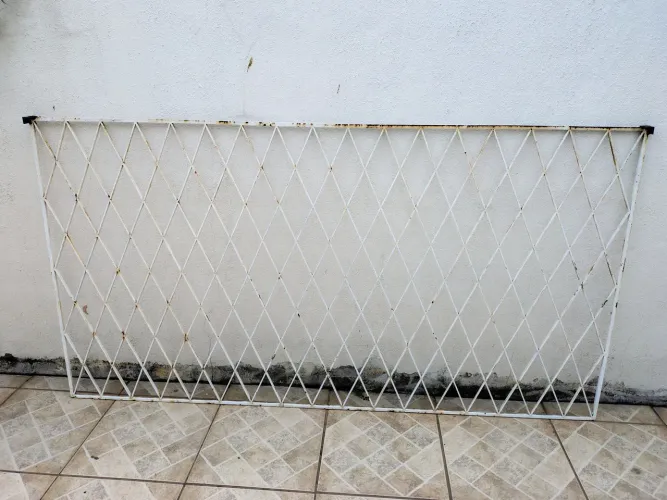 Grade ferro maciço 