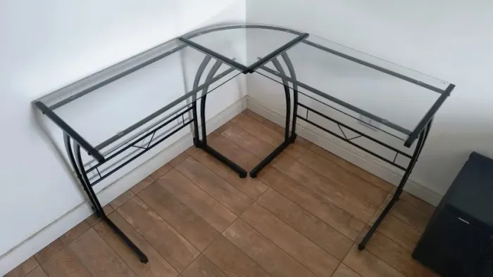 Mesa de Vidro em L para Escritório