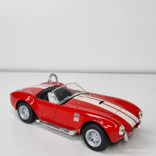 Miniatura Shelby Cobra 427 (1965) Kinsmart 1/32 #Vermelho