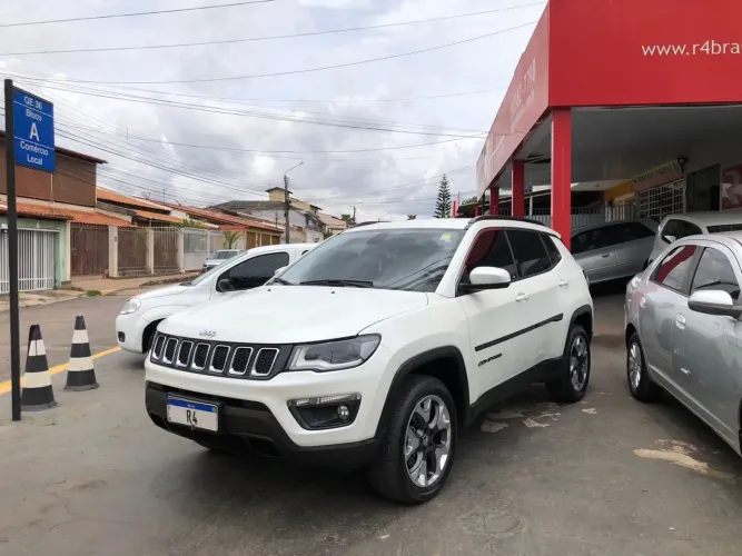 Jeep Compass Longitude 2.0 Diesel 2018. Todas Revisões na Concessionária Completo!
