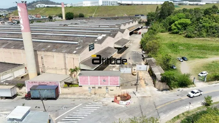 Galpão em Condomínio Fechado 15.000 m² para Locação em Jordaníssima CAJAMAS SP