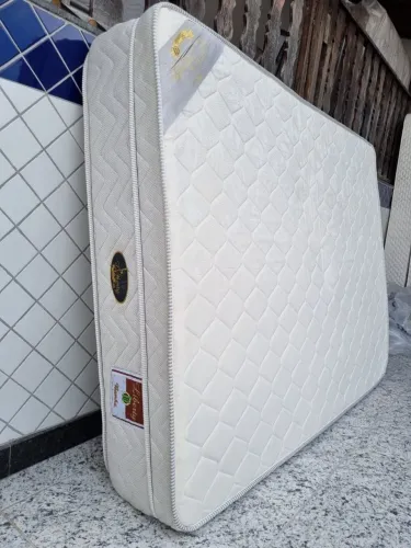Colchão casal ortobom bem alto impecável aceito cartão e entrego