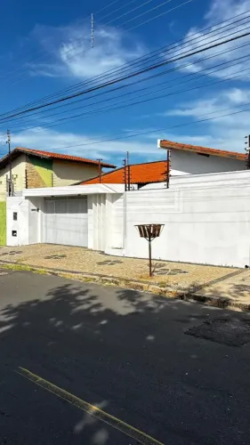 CASA RESIDENCIAL RUA HELVIDIO DE AGUIAR - MORADA DO SOL, ZONA LESTE.
