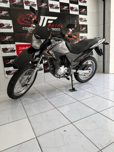 Bros 150 ES