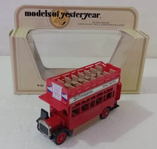 Matchbox Lesney Yesteryear - A.E.C. S Type Bus Y-23
