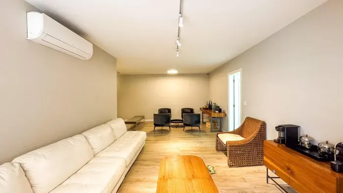 Apartamento para venda possui 177 metros quadrados com 4 quartos