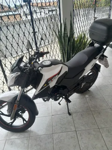 Shineray jef 150 seminova