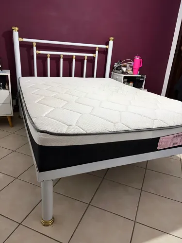 Cama de casal tubular