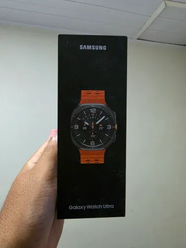 Samsung Galaxy Watch Ultra 2025 47mm LTE - Pouquíssimo Uso - NF Março/26
