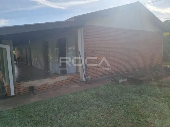 Chácara dos Sonhos à Venda em São Carlos - 2 Suítes, Salão de Festas e Muito Mais!