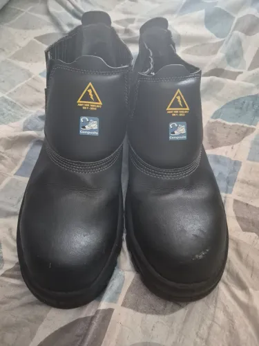 Bota De segurança Marluves com Composite