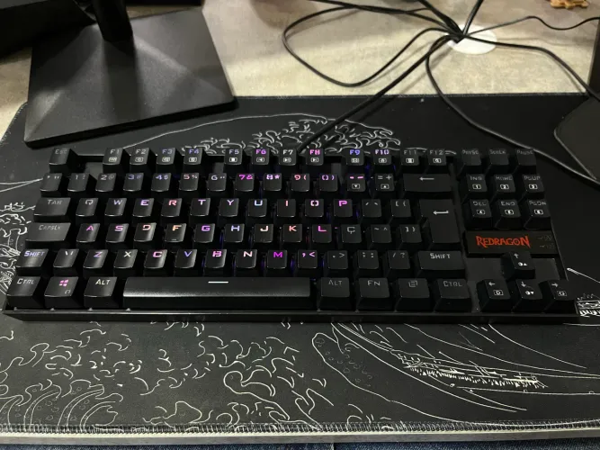 Teclado e mouse gamer redragon