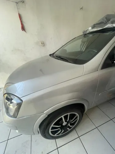 Chevrolet Corsa Sedan 1.0 MPFI 8V 71cv 4P 2002