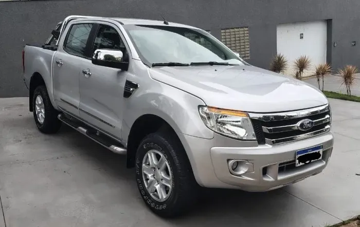 Ford Ranger XLT 2.5 16V 4X2 CD Flex 2015