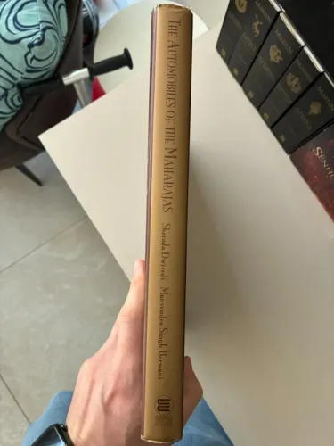 Livro Raro The Automobiles of the Maharajas ? Dwivedi & Barwani ? 1ª Ed 2003