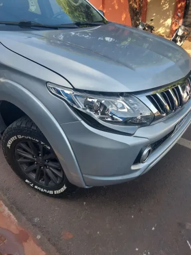 Mitsubishi L200 Triton Sport HPE-S 2.4 CD Dies. AUT 2019