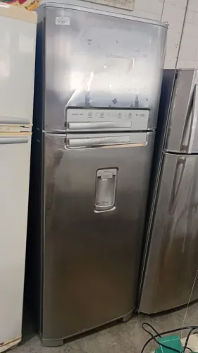Geladeira Electrolux Inox