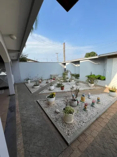 Casa à venda no bairro Centro, Saltinho.