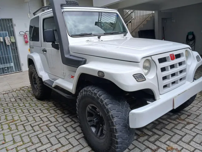 Troller T-4 4X4 3.0 TB Int. Cap. Lona Diesel 2010