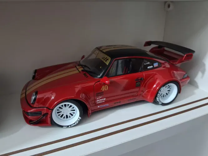 Miniatura 1:18 Solido Porsche