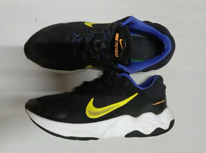 Tênis Nike Renew tam. 40
