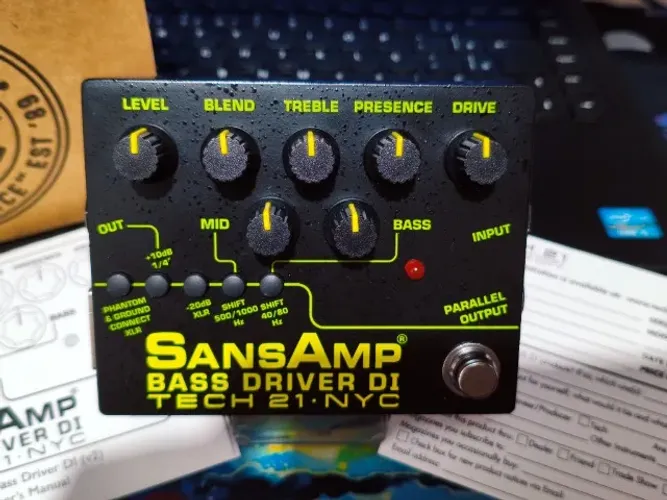 Pedal Bass Driver Tech 21 Sansamp Di V2 Novo S/uso Na Caixa