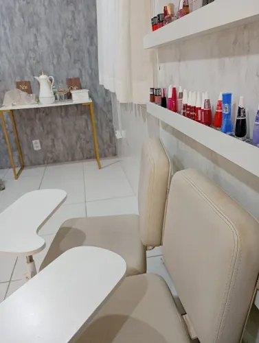 Ciranda Brudine e expositor de esmaltes em MDF 1,80 altura