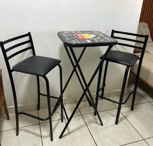 MESA BISTRÔ DOBRÁVEL C/ 2 BANQUETA BAR PREMIUM