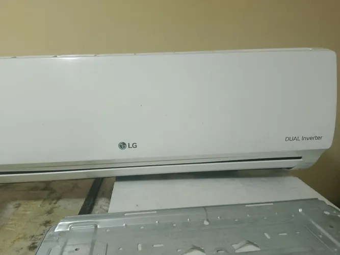 Ar condicionado Split semi novo 9.000 Btus
