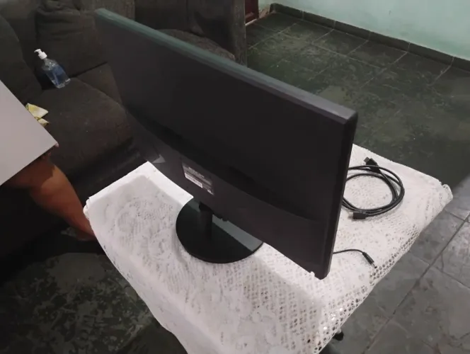 Vendo monitor de 22 polegadas 75hz novo na caixa