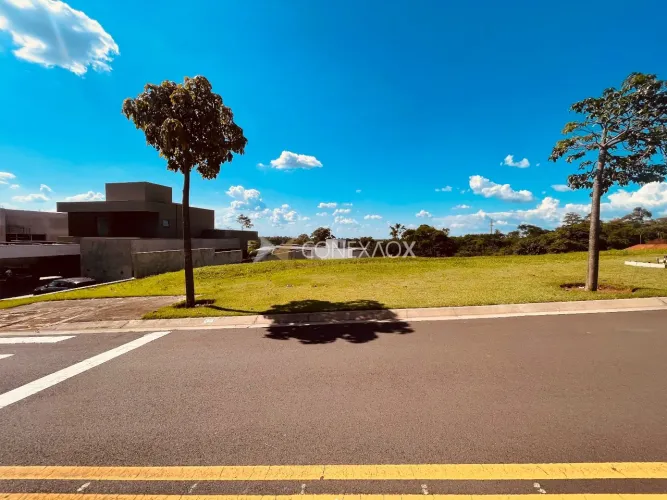 Terreno a Venda no Condominio Residencial Pedra Alta
